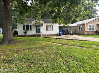 504 Yale St, Cleveland, MS 38732