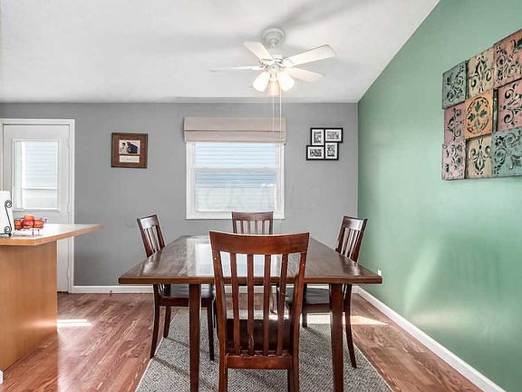 5th image of 5841 Saffron Ave