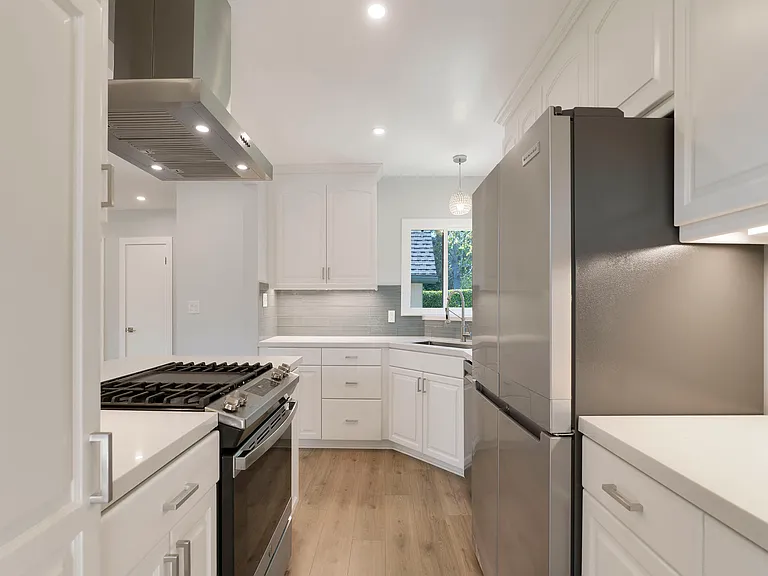2254 Cross St — Photo 10