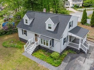 192 Searles Rd, Nashua, NH 03062