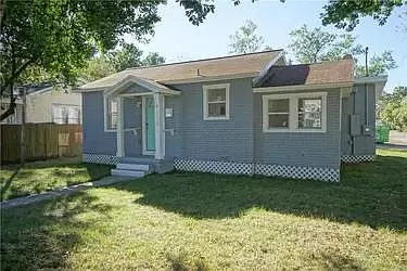 4110 N Seminole Ave — Photo 2