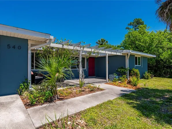 540 Grove Ave NW, Port Charlotte, FL 33952