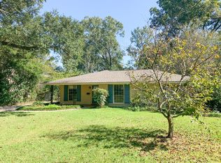 620 Nelson Dr, Baton Rouge, LA 70808