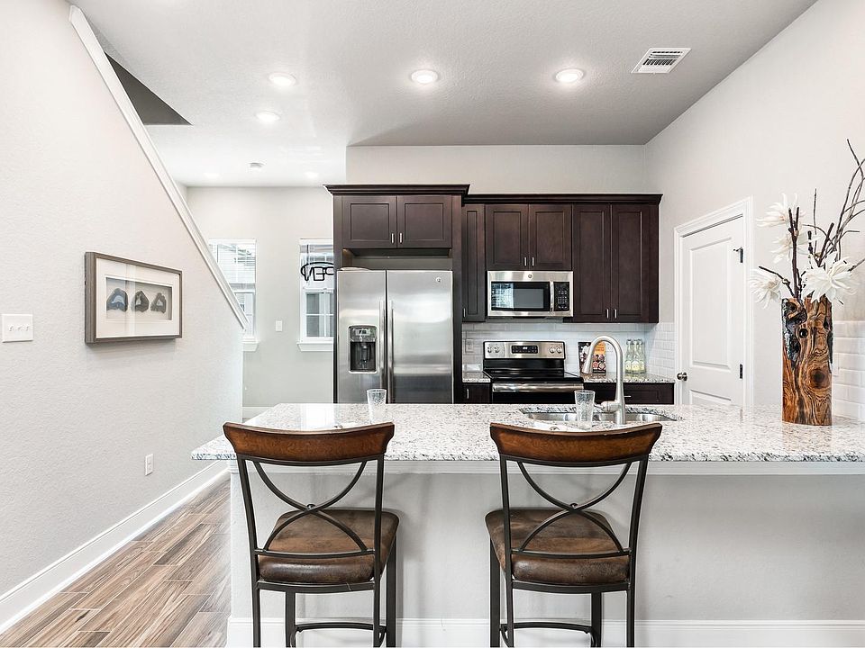 1st image of 327 Chickering Ave #2