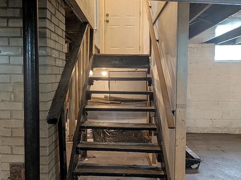 18116 Bloom St — Photo 20