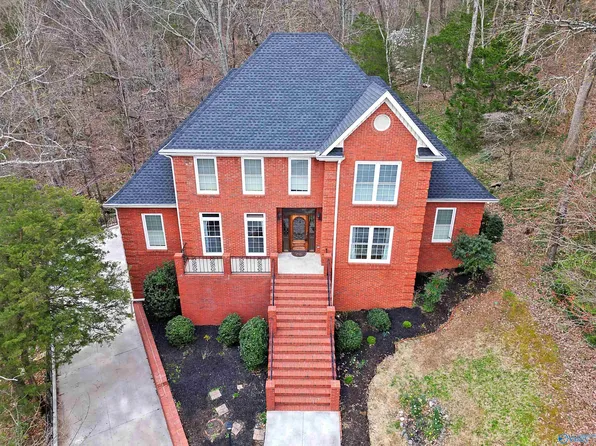 1319 Chesterfield Rd SE, Huntsville, AL 35803