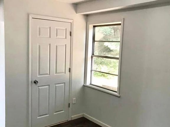 5th image of 1000 W Cumberland Rd APT 7