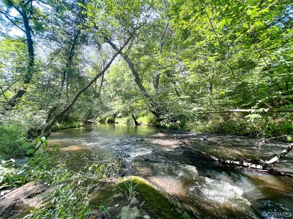 Clifton Rd, Beaverdam, VA 23015