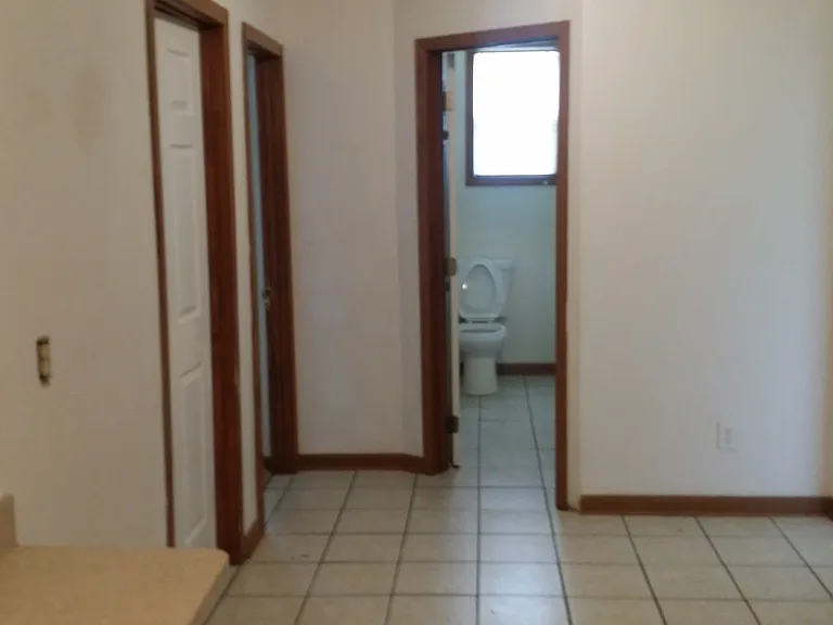 5240 Farr Ave — Photo 3