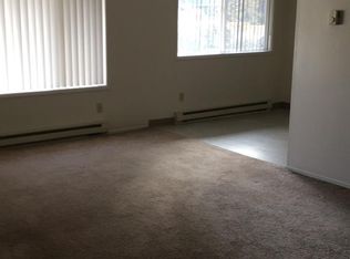 3017 SW Hume St APT 18, Portland, OR 97219