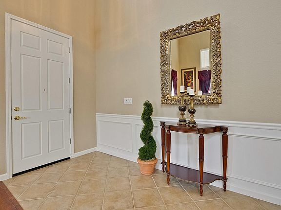 4th image of 2525 California Ct