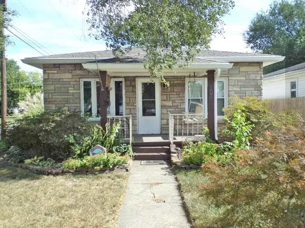 102 E Eberwine Ave, Vincennes, IN 47591