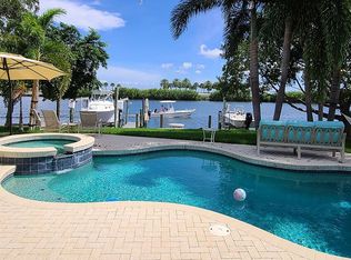 3909 Versailles Dr, Rocky Point, FL 33634