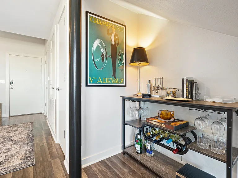401 E Boyd St #313 — Photo 9