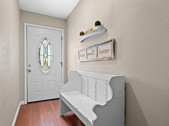 3rd image of 2385 Valley West Drive