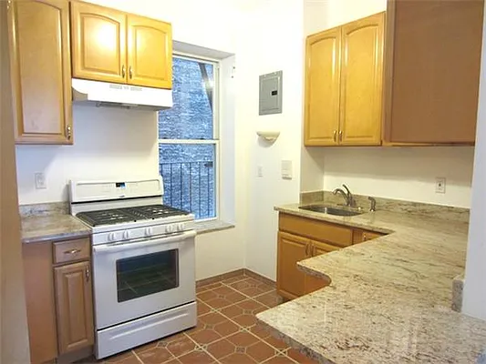 Rented by Mirador Real Estate | media 12