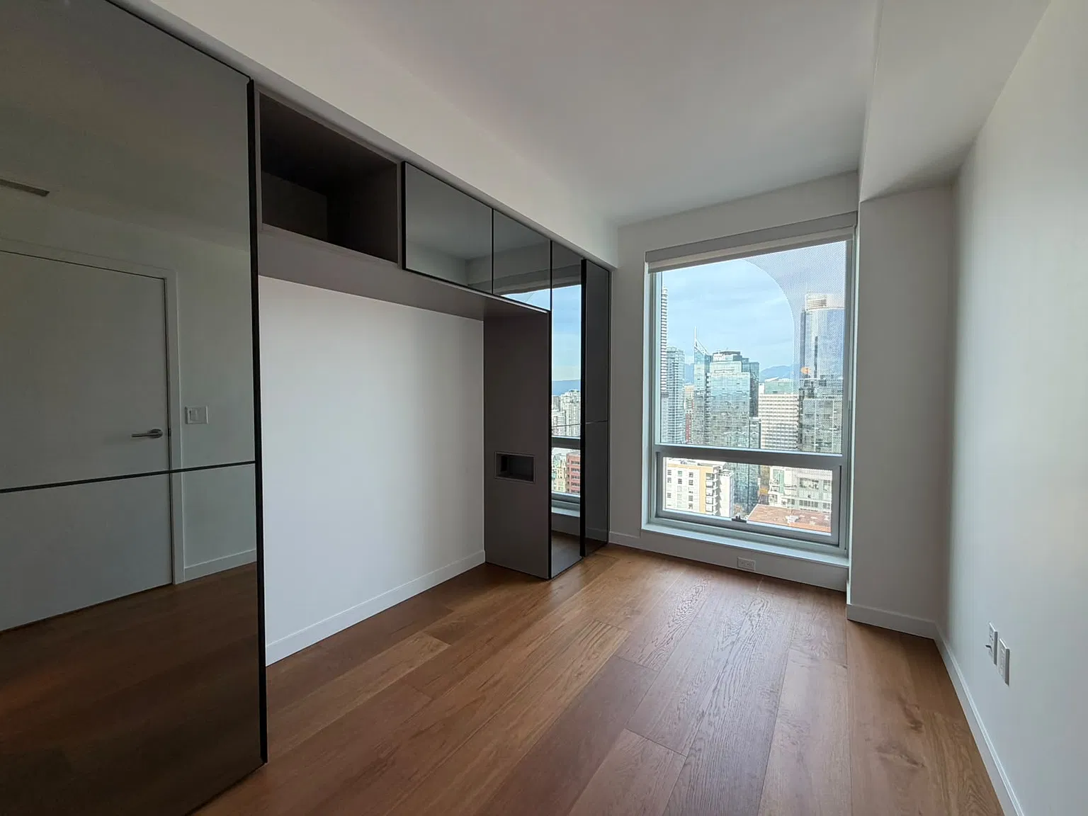 1 bed, 483 sqft, $2,950 — Photo 4