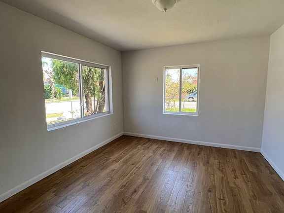2nd image of 2624 SW 36th Ave #2262