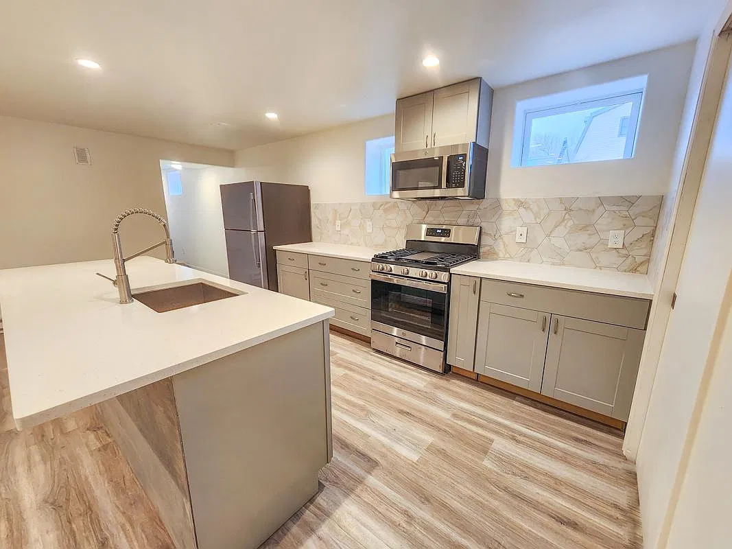 2 bed, 1200 sqft, $1,650 — Photo 1