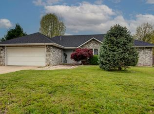 2639 N Wildberry Ct, Springfield, MO 65802