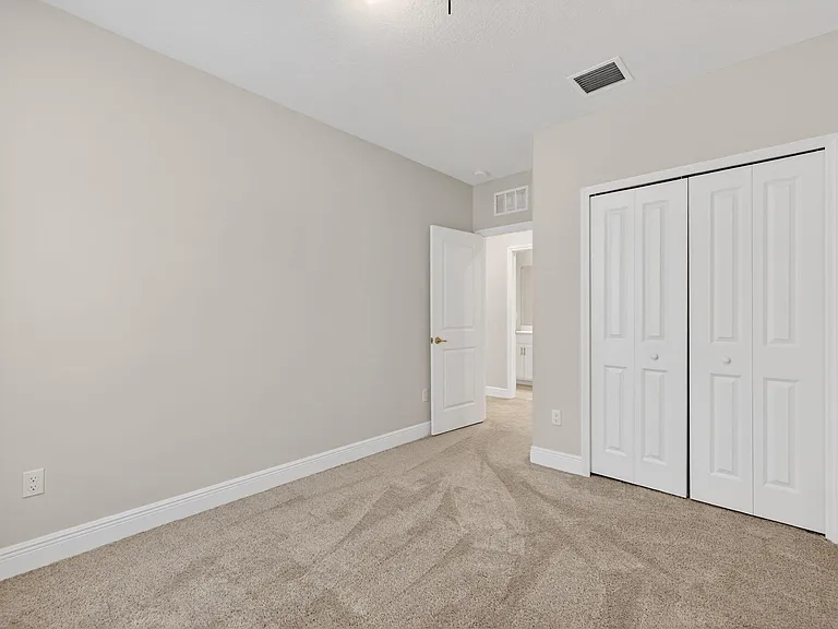 10916 SW Robbia Way — Photo 35