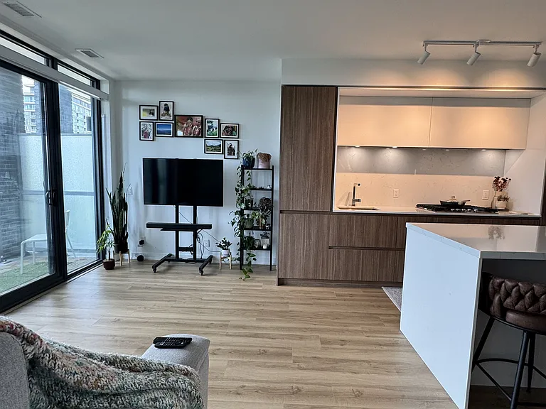 1 Hillsdale Ave E #609 — Photo 7
