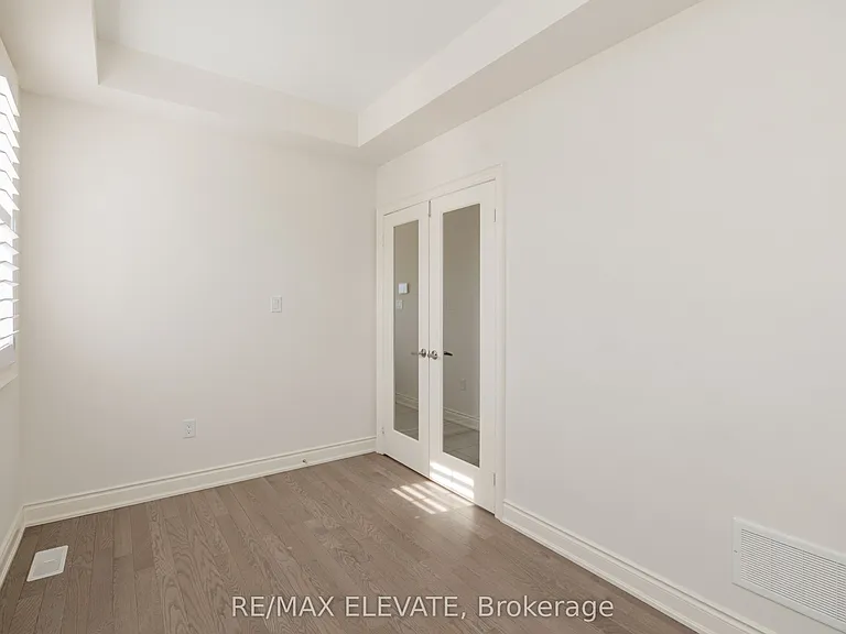 255 McKean Dr N — Photo 13