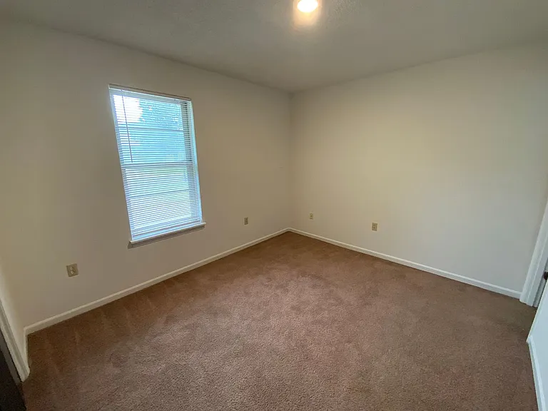 157 Maple Grove Way — Photo 12