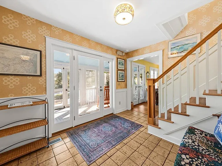 2714 Bayonne St — Photo 14