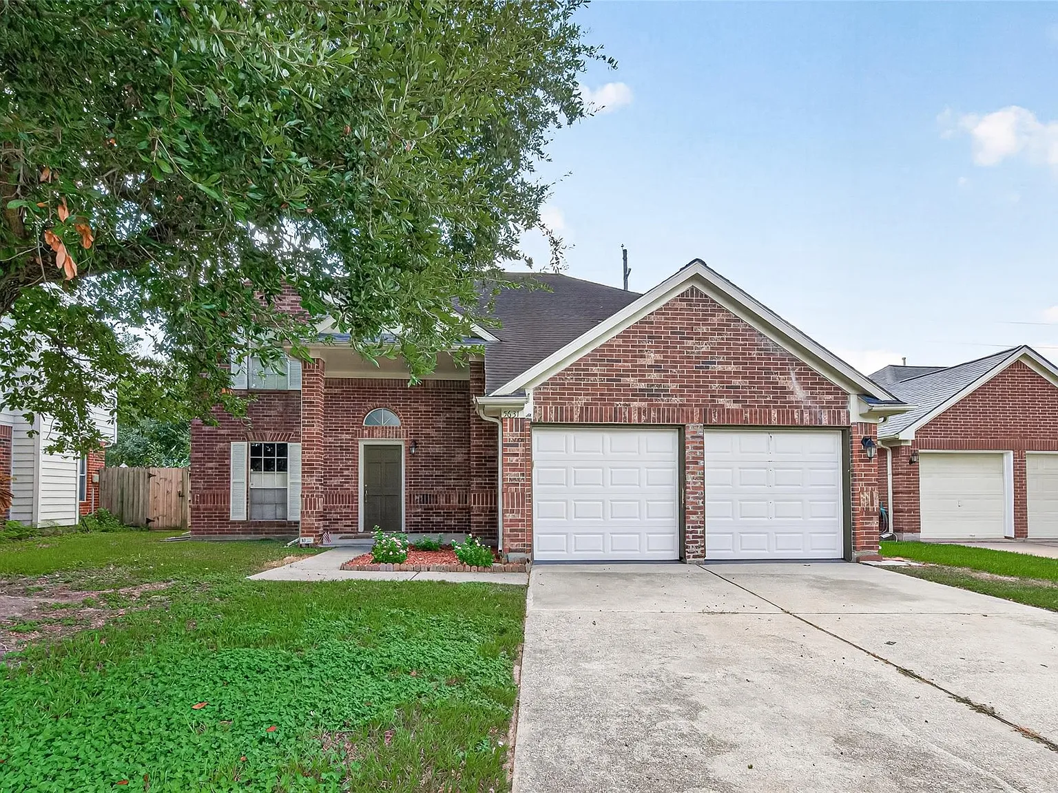 4 bed, 2.5 bath, 2029 sqft, $2,500 — Photo 4