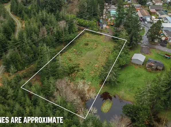 91759 Cameron Ln, Coos Bay, OR 97420
