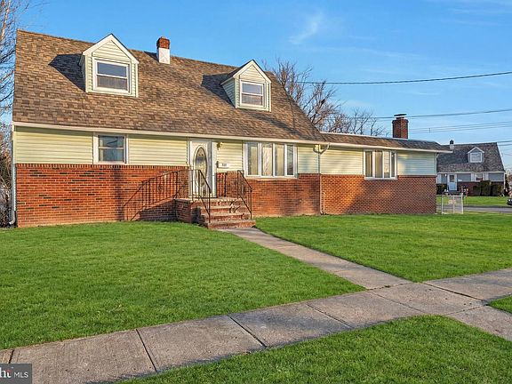 2nd image of 333 Princeton Ave