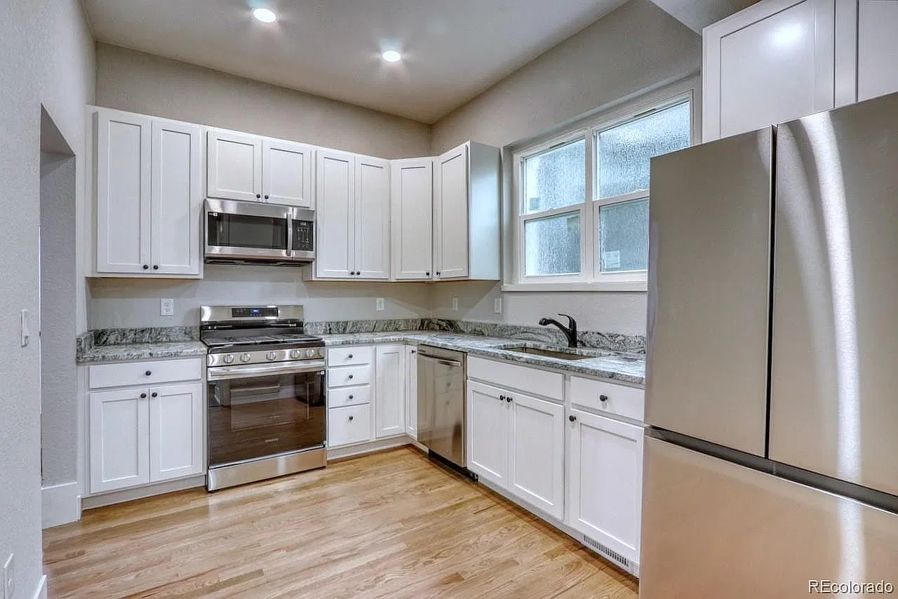 3 bed, 1550 sqft, $3,600 — Photo 2