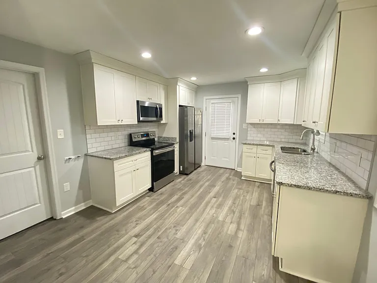 3509 Floyd St — Photo 5