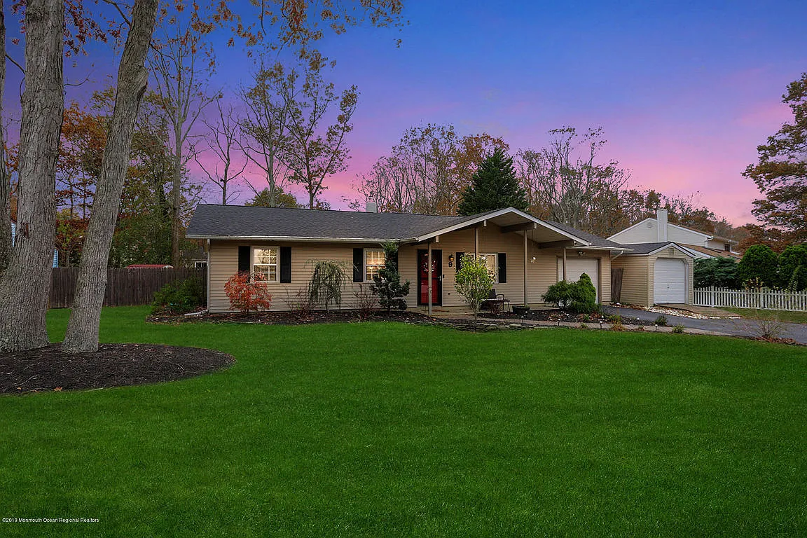 9 Winchester Dr photo 1