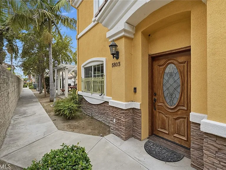 5803 Fullerton Ave — Photo 29