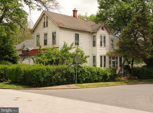 900 Abington Ave, Wyndmoor, PA 19038