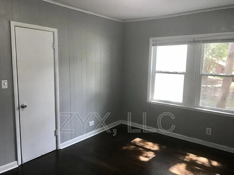412 N 34th St — Photo 18