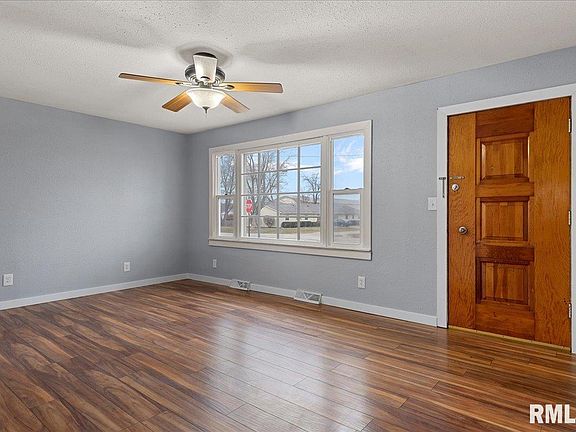 5th image of 501 Sattley St