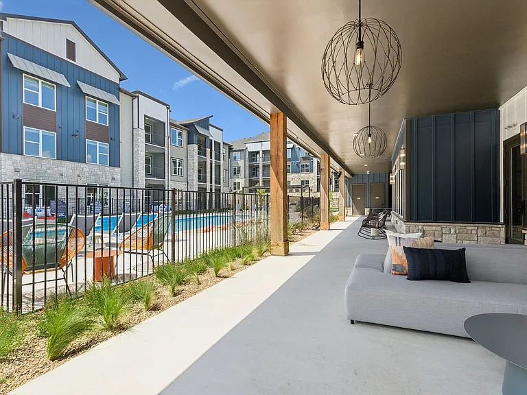 Bandera Ridge — Photo 47