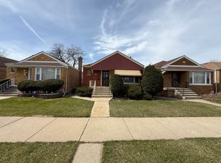 8842 S Cregier Ave, Chicago, IL 60617