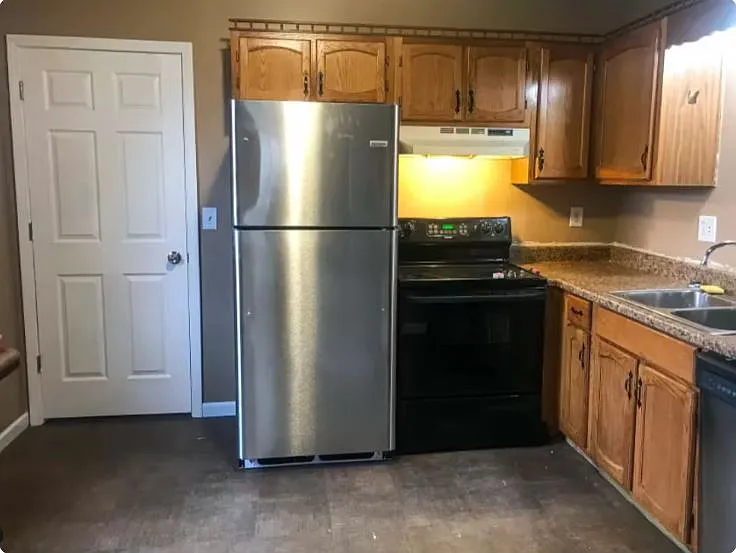 5516 NW Cimarron Dr — Photo 3