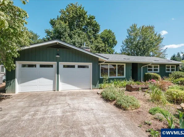 3870 Saxon Dr S, Salem, OR 97302