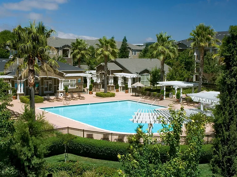 Pool | Apartments in Dublin, CA | Fountains at Emerald Park