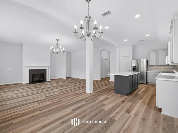 11210 Stoney Meadow Dr, Houston, TX 77095