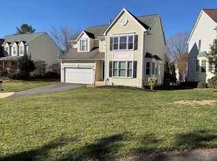 14711 Muddy Creek Ct, Centreville, VA 20120