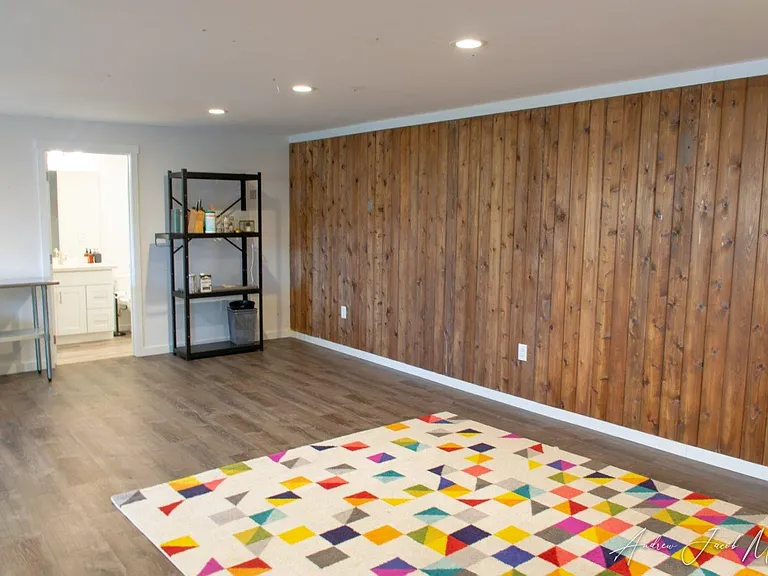 436B Wells Ave N — Photo 13