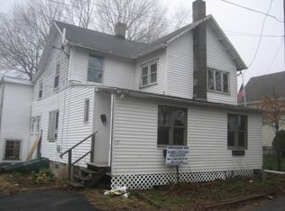 5 Magnolia Ct, New London, CT 06320