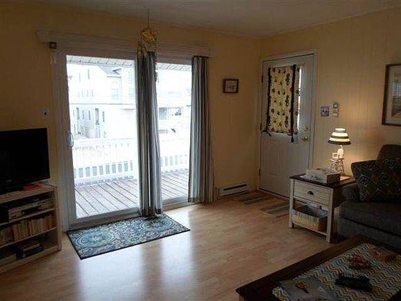 3rd image of 5805 Central Ave #1