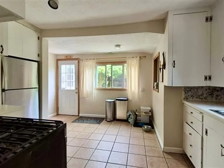 7330 SW 53rd Ave — Photo 11
